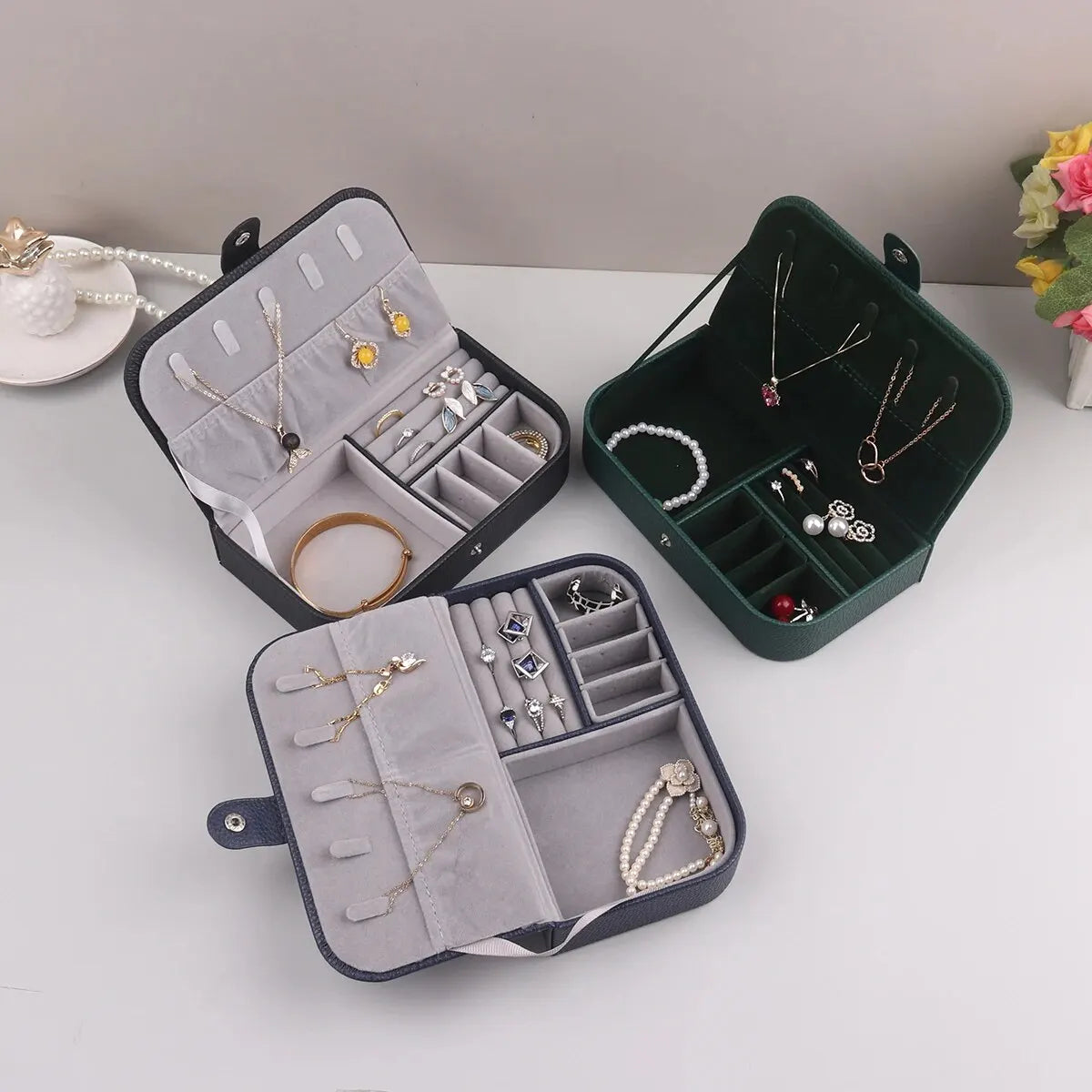 ✨ Luksusowe Skórzane Etui Transportowe na Biżuterię – Bezpieczne i Stylowe Przechowywanie 💍📿