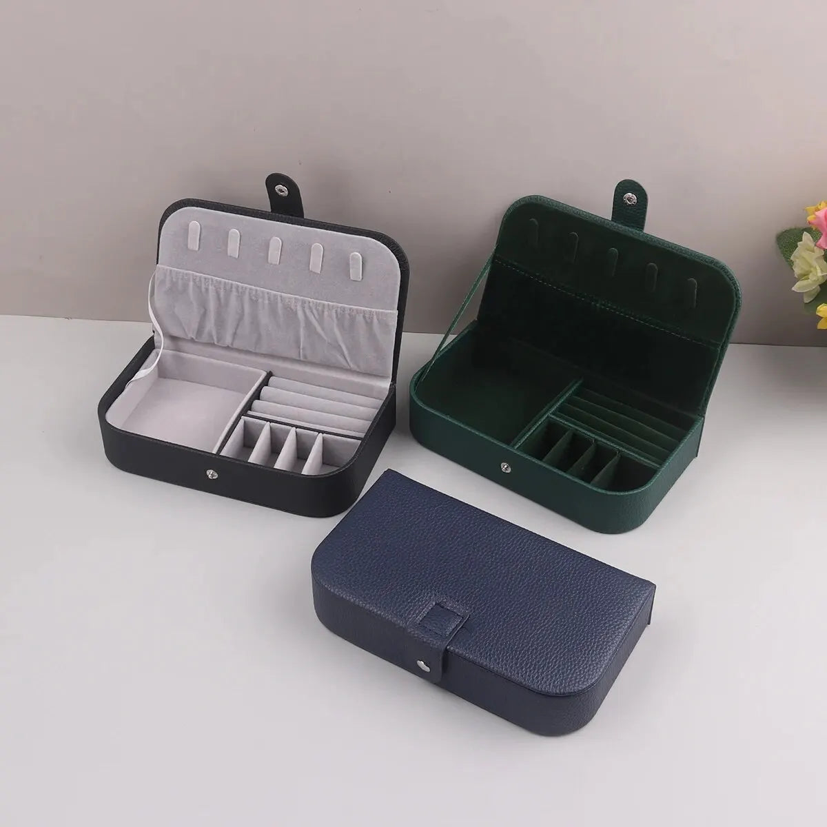 ✨ Luksusowe Skórzane Etui Transportowe na Biżuterię – Bezpieczne i Stylowe Przechowywanie 💍📿